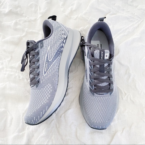 Brooks Levitate 5 Running Shoes Size 9 New $150 - Picture 7 of 13